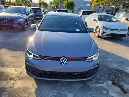 2024 Volkswagen Golf GTI 2.0T S