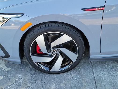 2024 Volkswagen Golf GTI 2.0T S