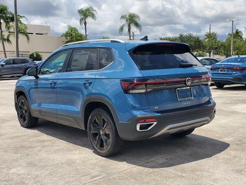 2025 Volkswagen Taos 1.5T SE