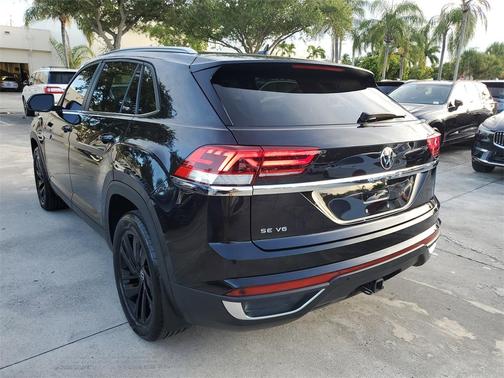 2022 Volkswagen Atlas Cross Sport 3.6L V6 SE w/Technology