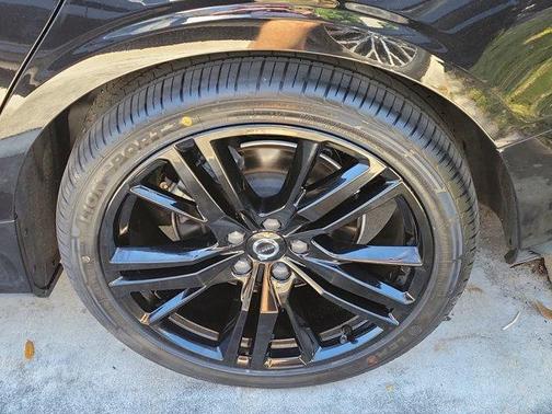 2023 Volvo S60 B5 Plus Black Edition