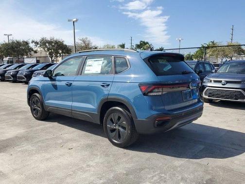 2025 Volkswagen Taos 1.5T S