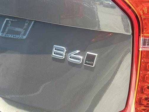 2024 Volvo XC90 B6 Ultimate Bright Theme 7-Seater