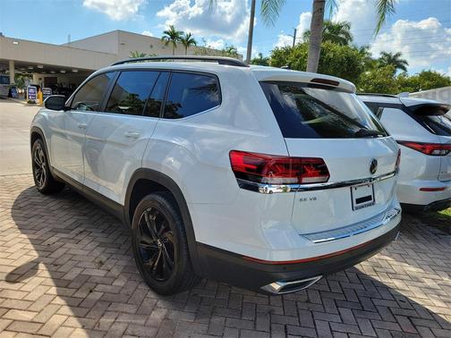 2022 Volkswagen Atlas 3.6L SE w/Technology