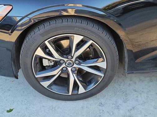 2025 Volvo S60 B5 Core