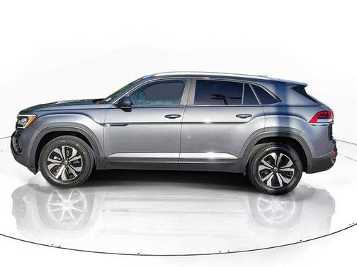 Platinum Gray Metallic 2024 Volkswagen Atlas Cross Sport 2.0T SE