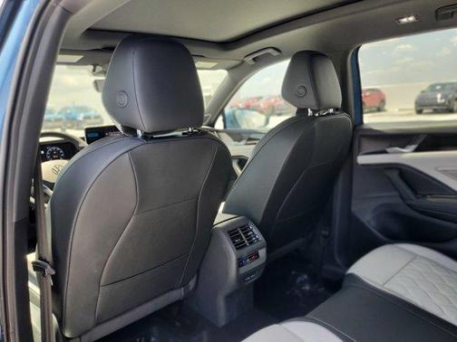 2026 Volkswagen Tiguan 2.0T SEL