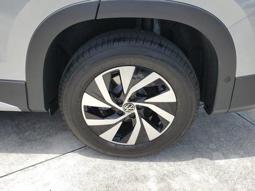 2025 Volkswagen Tiguan 2.0T S