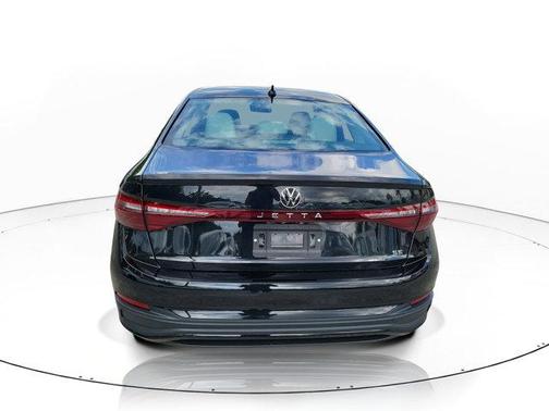Deep Black Pearl Effect 2026 Volkswagen Jetta 1.5T SE