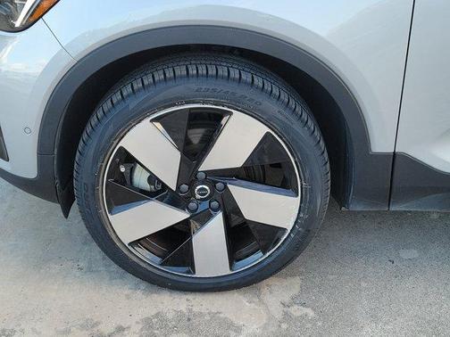 2023 Volvo XC40 Recharge Pure Electric Twin Ultimate