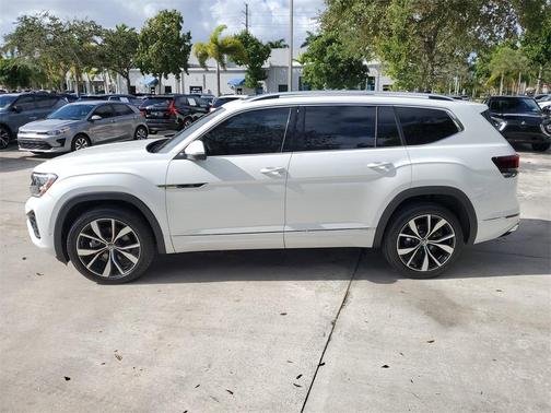 2024 Volkswagen Atlas 2.0T SEL Premium R-Line