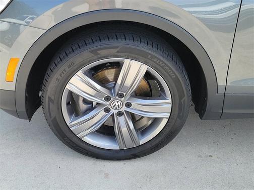 2021 Volkswagen Tiguan 2.0T SEL