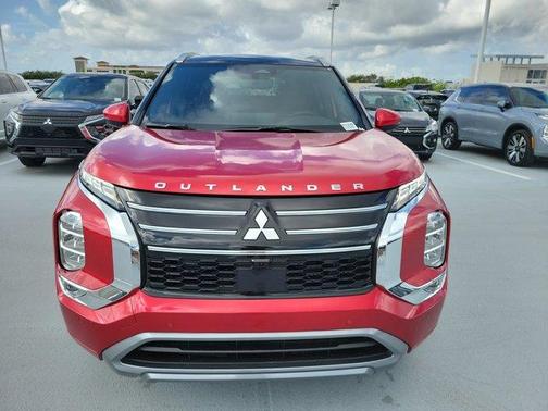 2025 Mitsubishi Outlander SEL