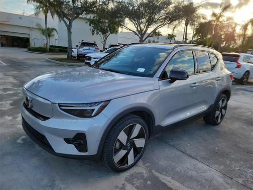 2023 Volvo XC40 Recharge Pure Electric Twin Ultimate