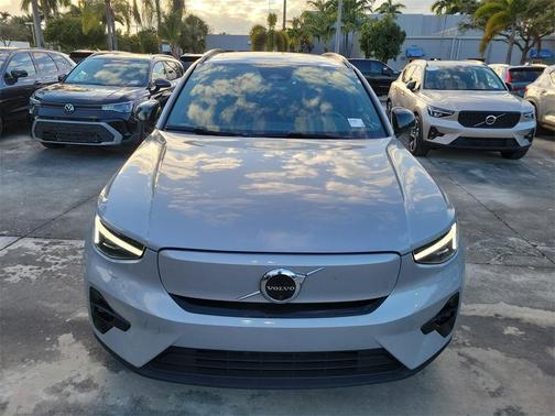 2023 Volvo XC40 Recharge Pure Electric Twin Ultimate