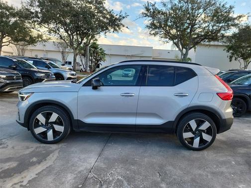 2023 Volvo XC40 Recharge Pure Electric Twin Ultimate