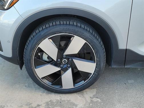 2023 Volvo XC40 Recharge Pure Electric Twin Ultimate