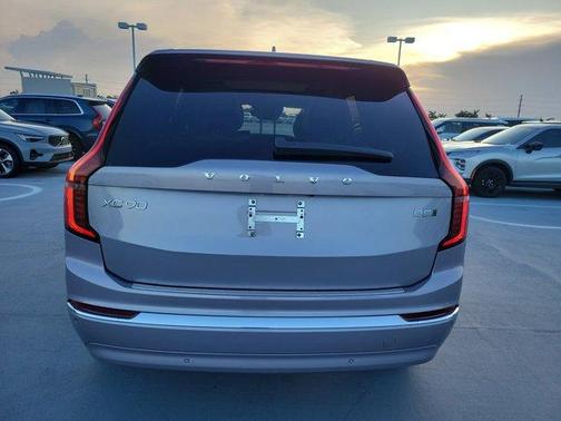 2026 Volvo XC90 B5 Plus 7-Seater