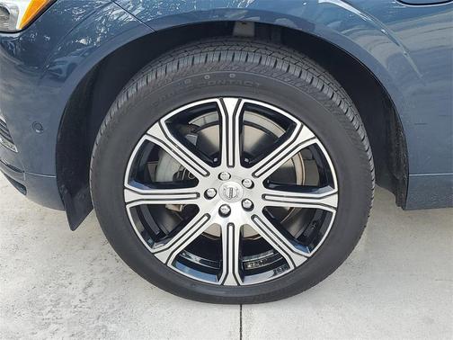 2021 Volvo XC60 Recharge Plug-In Hybrid T8 Inscription