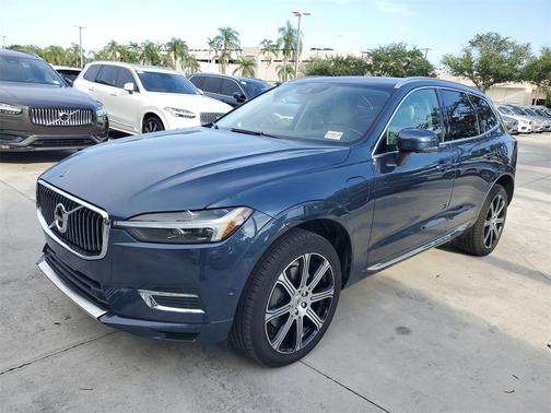 2021 Volvo XC60 Recharge Plug-In Hybrid T8 Inscription