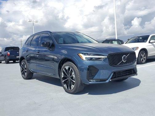 2026 Volvo XC60 B5 Ultra