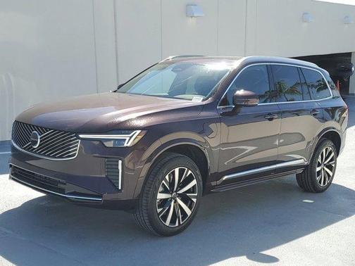 2025 Volvo XC90 Plug-In Hybrid T8 Core 7-Seater