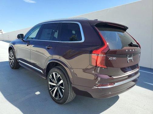 2025 Volvo XC90 Plug-In Hybrid T8 Core 7-Seater