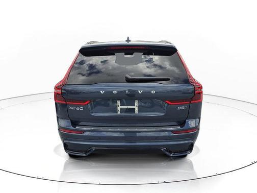 Denim Blue Metallic 2026 Volvo XC60 B5 Plus