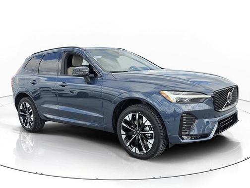 Denim Blue Metallic 2026 Volvo XC60 B5 Plus