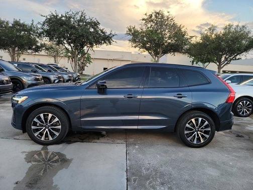 2024 Volvo XC60 B5 Core