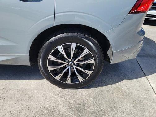 2024 Volvo XC60 B5 Core