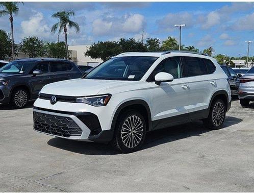 2025 Volkswagen Taos 1.5T SE