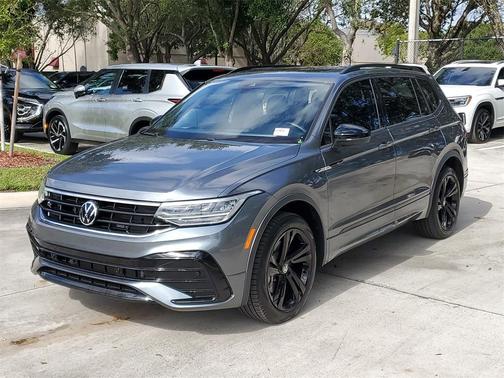 2023 Volkswagen Tiguan 2.0T SE R-Line Black