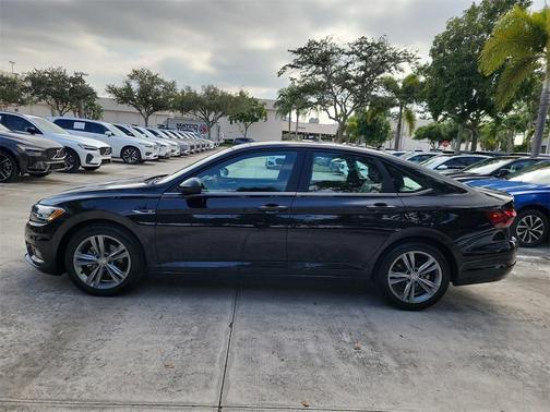 2021 Volkswagen Jetta 1.4T R-Line