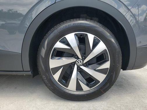 2025 Volkswagen ID.4 Pro