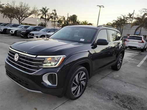 2024 Volkswagen Atlas 2.0T SE w/Technology