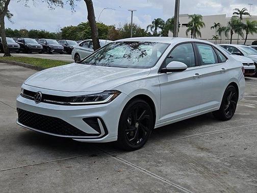 2025 Volkswagen Jetta 1.5T SE