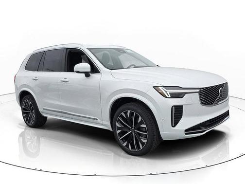 Crystal White Pearl 2026 Volvo XC90 B6 Plus 7-Seater