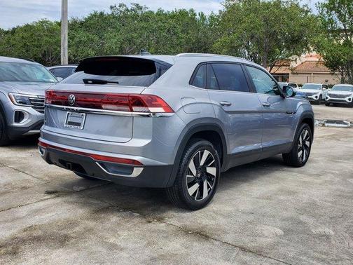 2026 Volkswagen Atlas Cross Sport 2.0T SE w/Technology