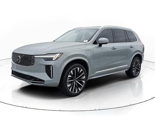 2026 Volvo XC90 Plug-In Hybrid T8 Plus 7-Seater