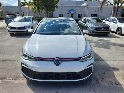 2024 Volkswagen Golf GTI 2.0T SE