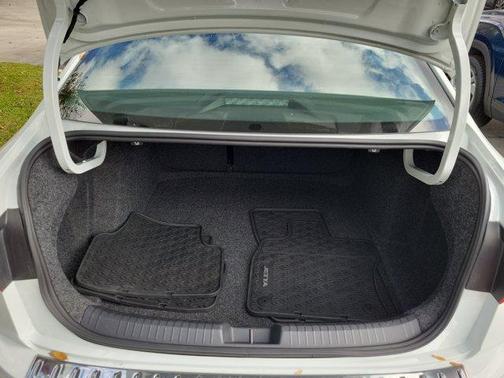 Pure White 2025 Volkswagen Jetta 1.5T Sport