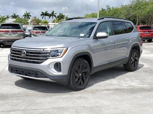 2025 Volkswagen Atlas 2.0T SE w/Technology
