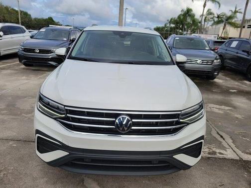 2023 Volkswagen Tiguan 2.0T SE