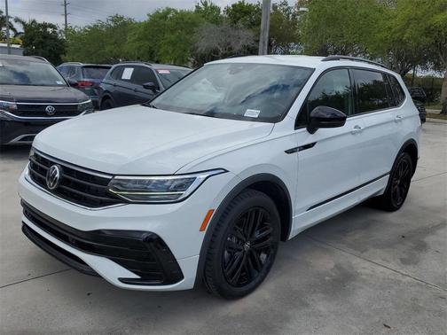 2022 Volkswagen Tiguan 2.0T SE R-Line Black