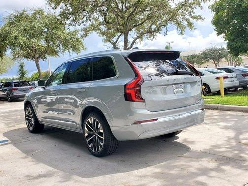 2026 Volvo XC90 B6 Ultra 7-Seater