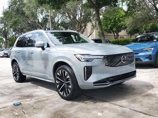 2026 Volvo XC90 B6 Ultra 7-Seater