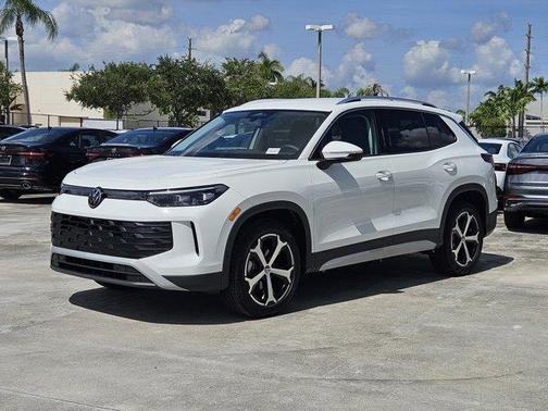 2025 Volkswagen Tiguan 2.0T SE