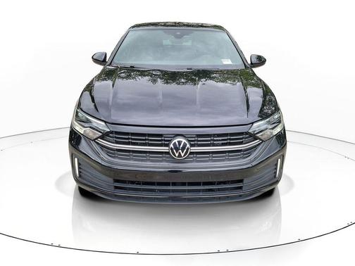 Deep Black Pearl Effect 2024 Volkswagen Jetta 1.5T Sport
