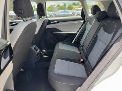 Pure White 2026 Volkswagen Taos 1.5T S